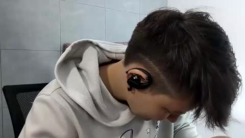 bug2025 online show from 09-27-25, 02:38