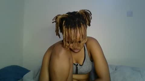 buga_baby online show from 10-29-25, 03:09