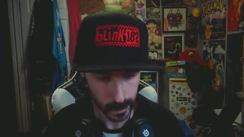 Snapshot of builtthispool chatting on 10-07-25, 03:20 Built This Pool online show from 10-07-25, 03:20