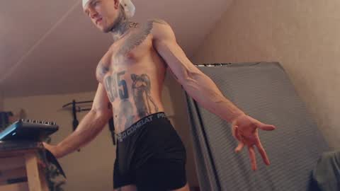 Snapshot of bulatov_x chatting on 01-26-25, 10:13 Dmitriy online show from 01-26-25, 10:13