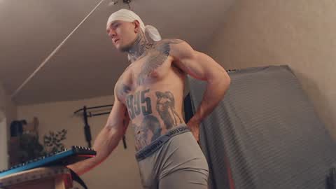 Snapshot of bulatov_x chatting on 02-03-25, 08:13 Dmitriy online show from 02-03-25, 08:13