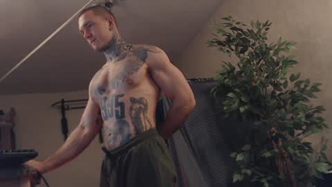 Snapshot of bulatov_x chatting on 02-07-25, 07:40 Dmitriy online show from 02-07-25, 07:40