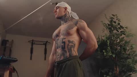 Snapshot of bulatov_x chatting on 02-10-25, 07:47 Dmitriy online show from 02-10-25, 07:47