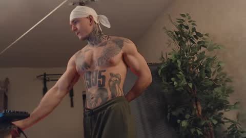 Snapshot of bulatov_x chatting on 02-10-25, 11:45 Dmitriy online show from 02-10-25, 11:45