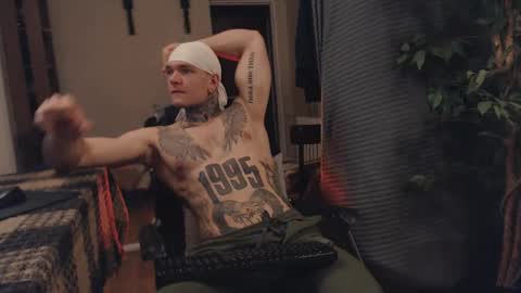 Snapshot of bulatov_x chatting on 02-17-25, 10:14 Dmitriy online show from 02-17-25, 10:14