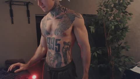 Snapshot of bulatov_x chatting on 02-24-25, 10:25 Dmitriy online show from 02-24-25, 10:25