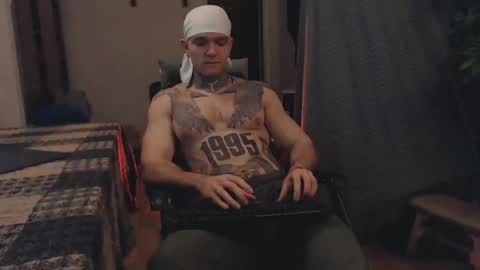 Snapshot of bulatov_x chatting on 02-25-25, 06:42 Dmitriy online show from 02-25-25, 06:42