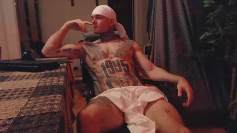 Snapshot of bulatov_x chatting on 03-07-25, 02:04 Dmitriy online show from 03-07-25, 02:04