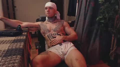 Snapshot of bulatov_x chatting on 03-10-25, 02:17 Dmitriy online show from 03-10-25, 02:17