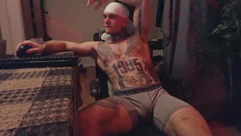 Snapshot of bulatov_x chatting on 03-12-25, 02:20 Dmitriy online show from 03-12-25, 02:20