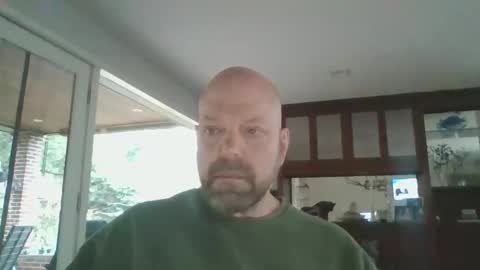 Snapshot of bulldog302w chatting on 11-19-25, 02:17 bulldog302w online show from 11-19-25, 02:17