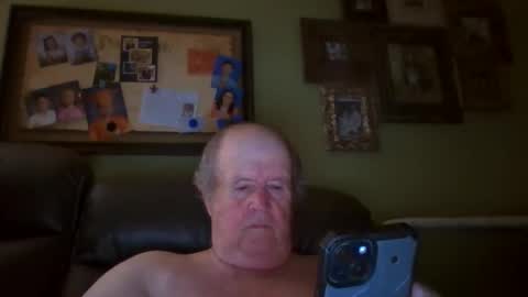 bullfrogg5050 online show from 10-15-25, 10:26