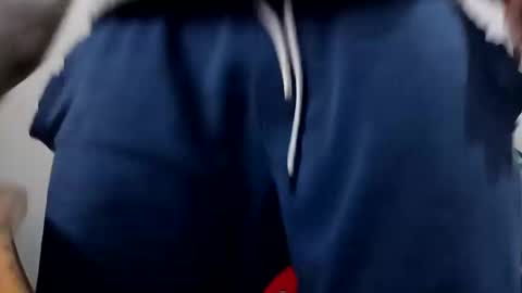 Snapshot of bullspain27266272 chatting on 02-10-25, 10:40 bullspain27266272 online show from 02-10-25, 10:40