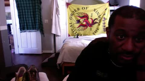 Bungalow Entertainment online show from 03-08-26, 06:55