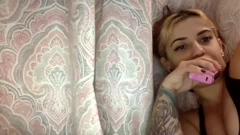 Snapshot of bunnibaby333 chatting on 03-01-25, 04:26 bunnibaby333 online show from 03-01-25, 04:26