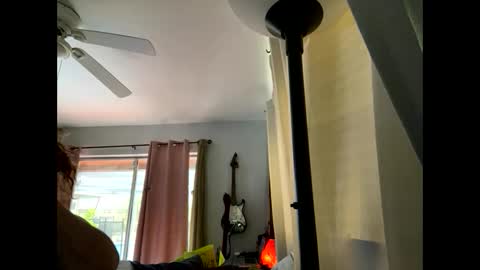 Snapshot of bunnibaby333 chatting on 09-14-25, 11:04 bunnibaby333 online show from 09-14-25, 11:04