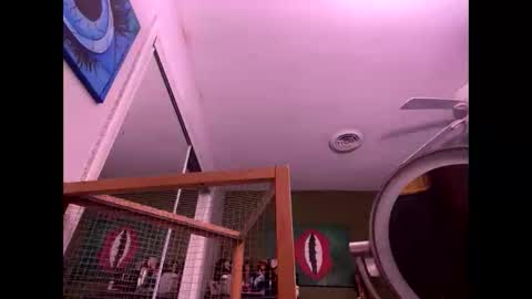 Snapshot of bunnibaby333 chatting on 10-09-25, 06:11 bunnibaby333 online show from 10-09-25, 06:11