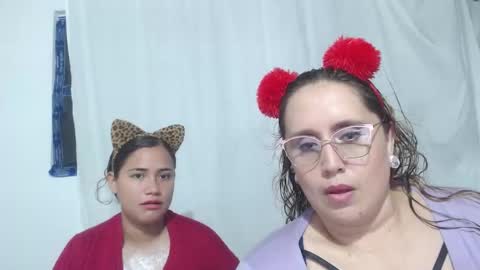 Snapshot of bunniosito chatting on 11-05-25, 12:10 bunniosito online show from 11-05-25, 12:10