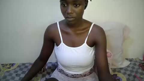 bunny_bliss1 online show from 03-27-26, 10:37