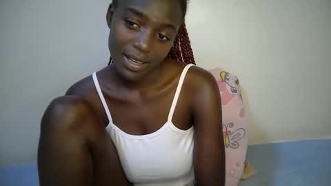bunny_bliss1 online show from 04-19-26, 07:38