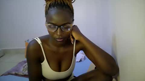 Snapshot of bunny_bliss1 chatting on 05-04-26, 06:59 bunny_bliss1 online show from 05-04-26, 06:59