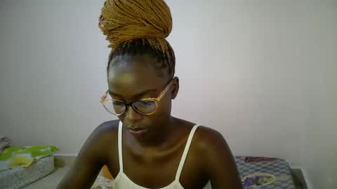 Snapshot of bunny_bliss1 chatting on 05-10-26, 02:55 bunny_bliss1 online show from 05-10-26, 02:55