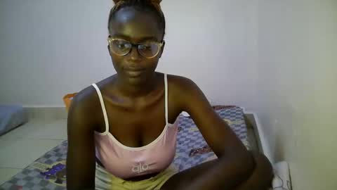 Snapshot of bunny_bliss1 chatting on 05-12-26, 04:09 bunny_bliss1 online show from 05-12-26, 04:09