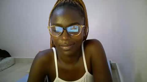 Snapshot of bunny_bliss1 chatting on 05-19-26, 01:56 bunny_bliss1 online show from 05-19-26, 01:56