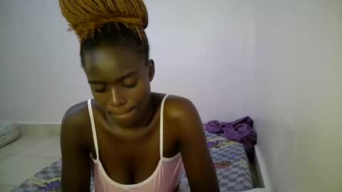 Snapshot of bunny_bliss1 chatting on 05-24-26, 07:08 bunny_bliss1 online show from 05-24-26, 07:08