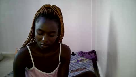Snapshot of bunny_bliss1 chatting on 05-25-26, 07:14 bunny_bliss1 online show from 05-25-26, 07:14