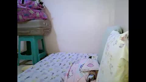 Snapshot of bunny_bliss1 chatting on 06-08-26, 09:37 bunny_bliss1 online show from 06-08-26, 09:37