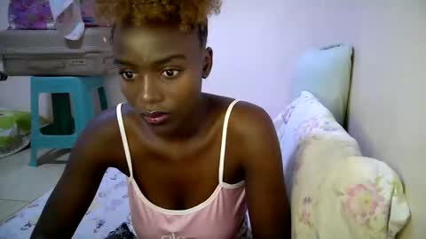 Snapshot of bunny_bliss1 chatting on 06-10-26, 12:26 bunny_bliss1 online show from 06-10-26, 12:26