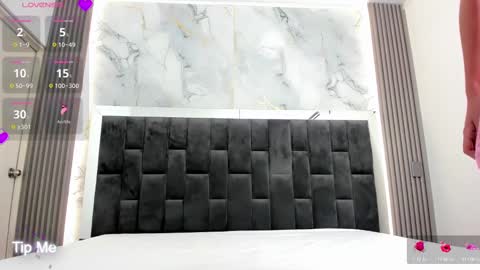 bunny online show from 02-09-25, 12:08