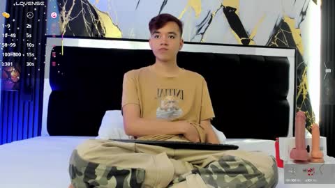 bunny online show from 10-05-25, 12:36