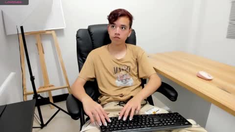 bunny online show from 10-30-25, 01:23