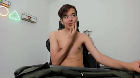 bunny online show from 12-01-25, 12:21