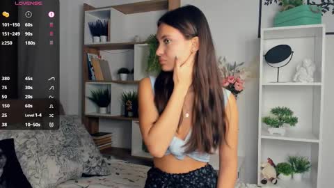 Snapshot of bunny_nova chatting on 10-09-25, 09:07 Aria online show from 10-09-25, 09:07