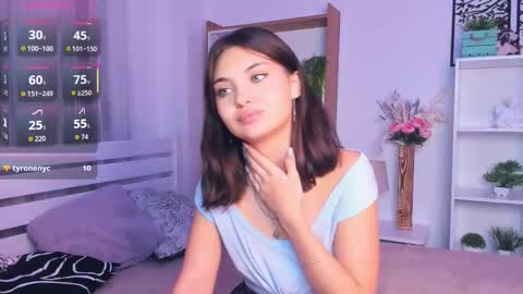 Snapshot of bunny_nova chatting on 10-31-25, 08:15 Aria online show from 10-31-25, 08:15