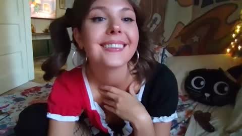 Abigail Grace online show from 10-08-25, 10:40