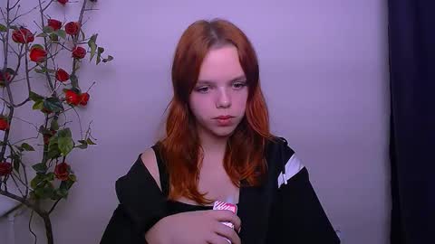 Snapshot of bunnybloom_ chatting on 11-11-25, 07:03 Ariel online show from 11-11-25, 07:03