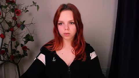 Snapshot of bunnybloom_ chatting on 11-26-25, 09:38 Ariel online show from 11-26-25, 09:38