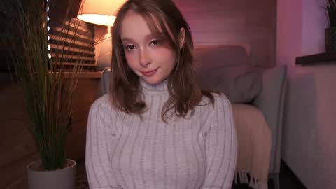 Snapshot of bunnybonn1e chatting on 09-19-25, 03:45 Bunny online show from 09-19-25, 03:45