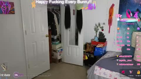 Snapshot of bunnycheekz chatting on 02-14-25, 04:58 Tokki bunny online show from 02-14-25, 04:58