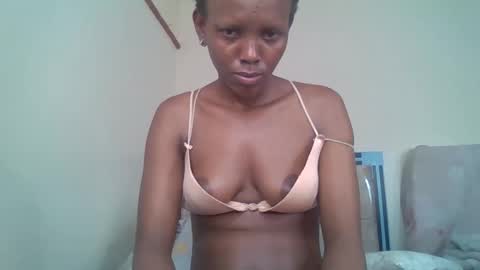 bunnydiva_ online show from 10-13-25, 06:08