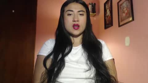 bunnyEmilyR0s33 online show from 01-24-25, 07:51