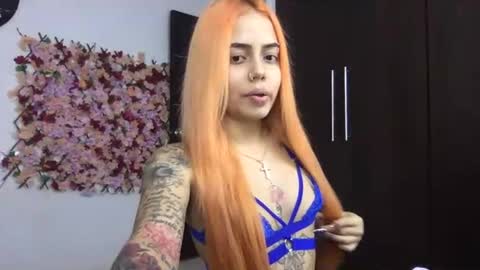 bunnylove_07 online show from 11-21-25, 10:52