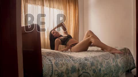 Snapshot of burbuja_cosmic chatting on 02-24-25, 12:20 Im Val Welcome to my room My instagram Bubble cosmic online show from 02-24-25, 12:20