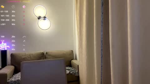 Nica online show from 04-26-26, 07:22