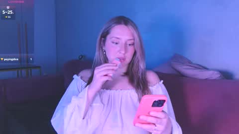 Lissa online show from 10-28-25, 07:05