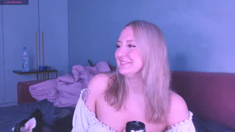 Snapshot of burn_lissa chatting on 05-17-26, 07:21 Lissa online show from 05-17-26, 07:21